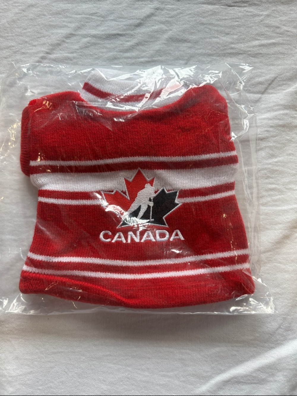 Kids Hockey Canada Red Striped Knit shirt Beanie